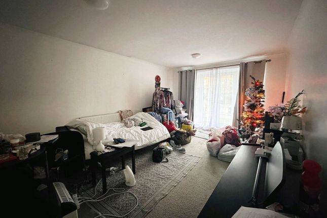 Flat 1, Lavinia Court, 17, Oaklands Road, Bromley photo 4