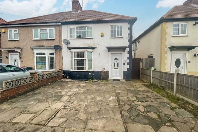 Thumbnail Semi-detached house to rent in Meadfield Road, Langey, Berkshire