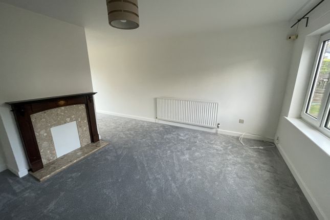 Montrose Place, Dronfield photo 3