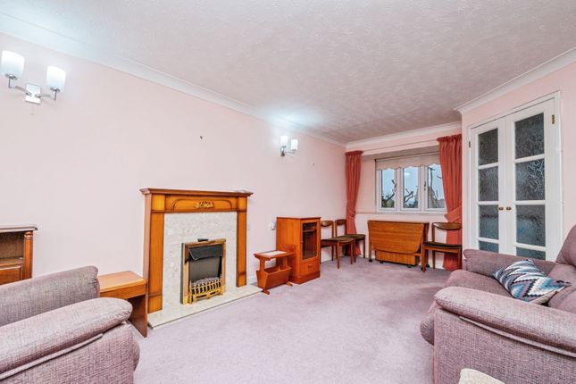 Liddiard Court, Wollaston photo 2