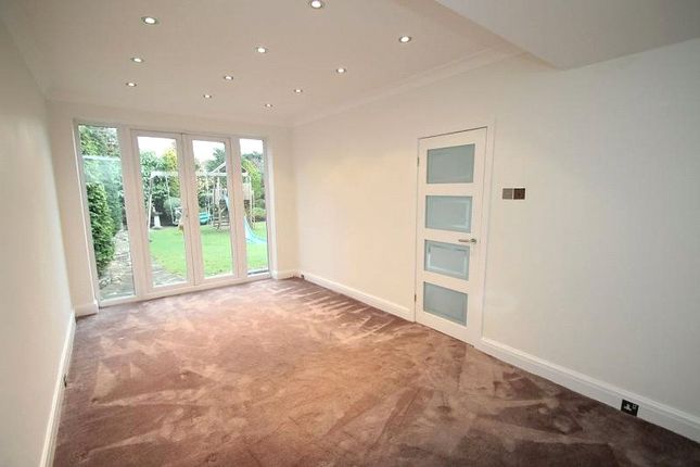 99, Nelmes Crescent, Essex photo 4