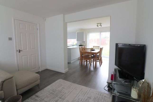 55, Ringwood Road, Luton photo 3