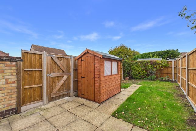 Salter Close, Bury St Edmunds photo 3