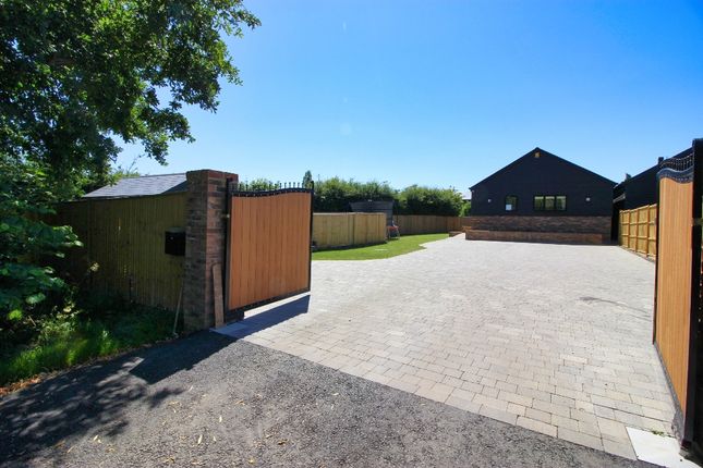 Thumbnail Detached bungalow for sale in Plaxdale Green Road, Stansted