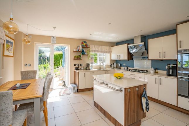 5, Treetops Drive, Malvern photo 4