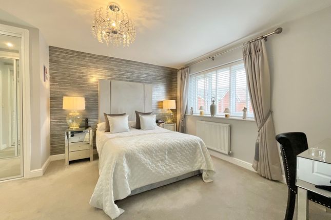 6 McKelvey Way, Crewe photo 3