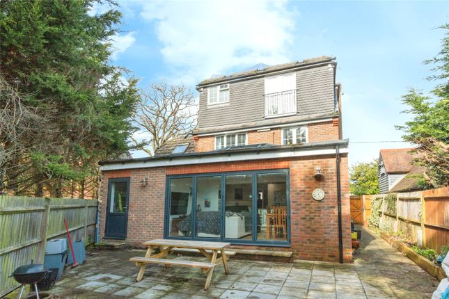 Detached house for sale in Silchester Road, Tadley, Hampshire