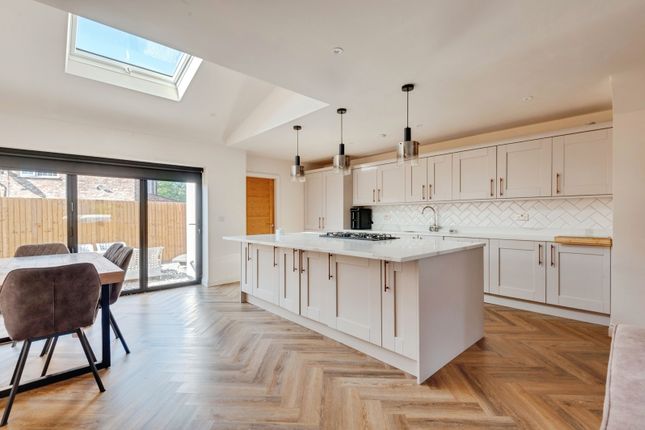 2, Sheppard Avenue, Merseyside photo 4