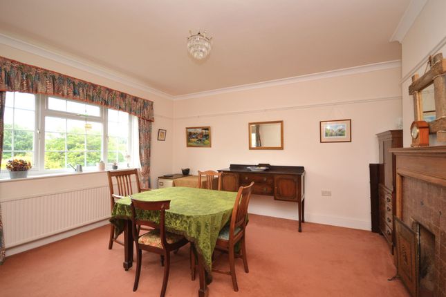 3 Seabrook Grove, Hythe photo 3