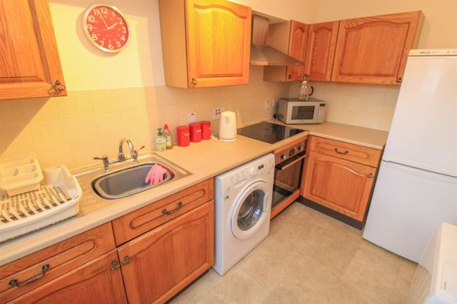 17, Argyle Court, Inverness photo 4