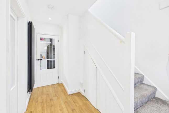 Bakers Way, Bridgend photo 4
