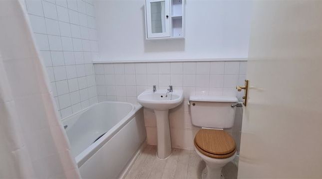 Property to rent in Huxley Court, King Street, Rochester