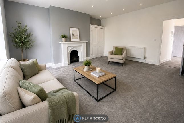Flat    Thorburn Road, Wirral photo 2