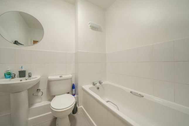 Flat for sale in Lockfield, Runcorn