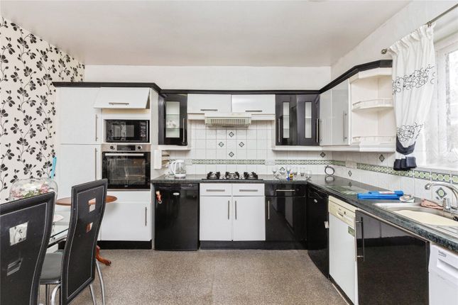 6, Daleside Road, Keighley photo 4
