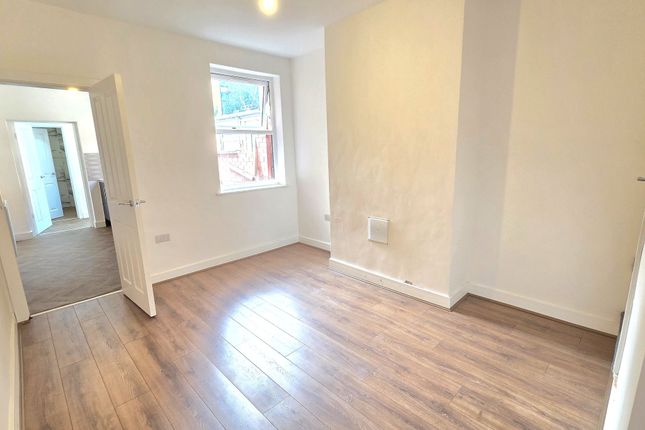 12, Vaughan Street, Leicester photo 3