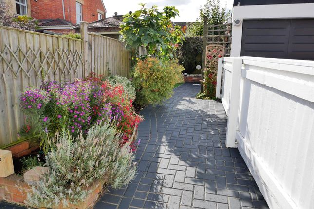 37, Shelburne Road, Calne photo 4
