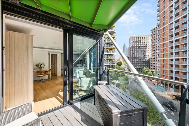 Flat for sale in Riverlight Quay, New Covent Garden