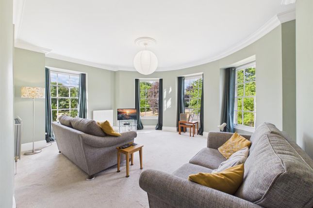 6 Beechfield House, Academy Drive, Corsham photo 2