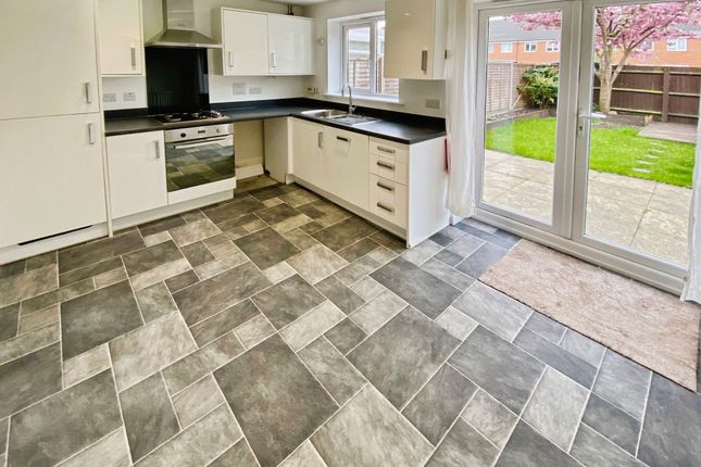 50 Wilks Road, Grantham photo 4