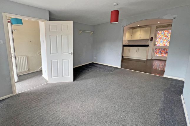 10, Abbotts Close, Telford photo 3