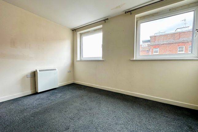 Flat to rent in Anglesea Terrace, Southampton, Hampshire