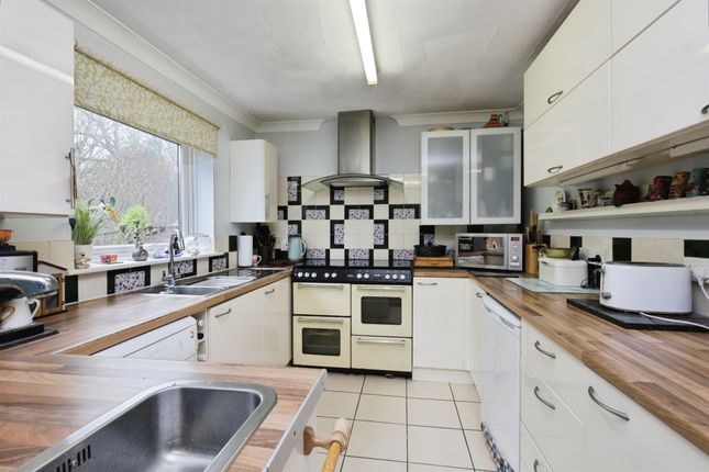 58, Ingrams Way, Hailsham photo 2