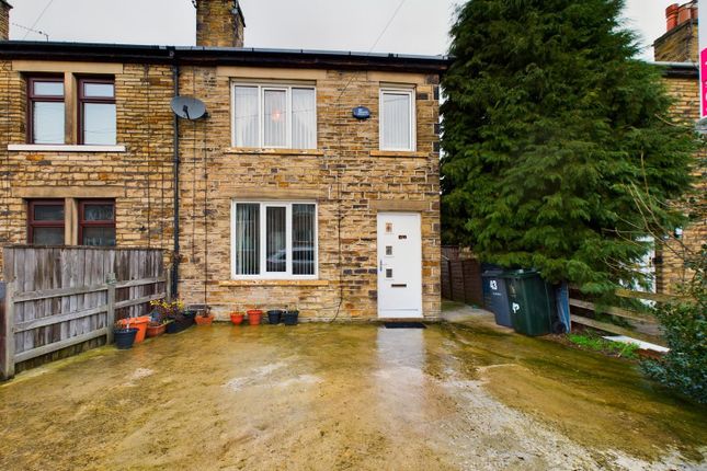 Thumbnail Property for sale in Fairbank, Shipley, West Yorkshire