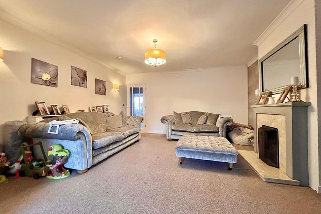 9, Glenmore Avenue, Great Yarmouth photo 2
