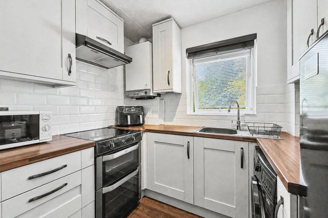 14, Meadowdown Close, Hempstead photo 4