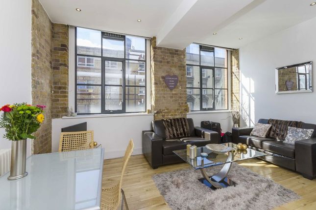 Flat 2, Saxon House, 1, Thrawl Street, London photo 2
