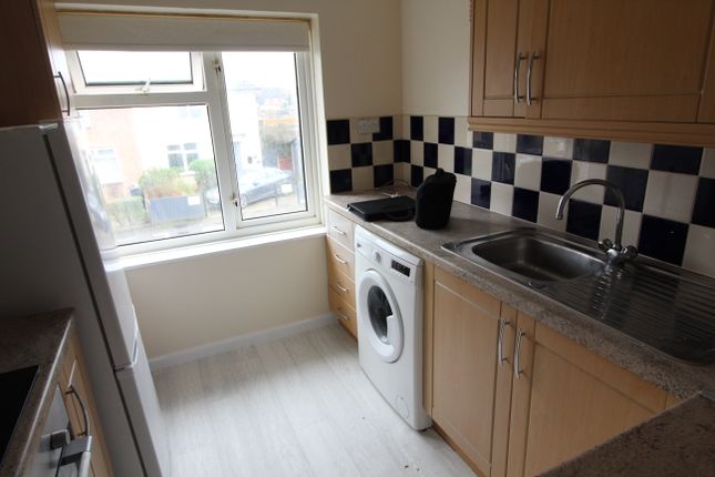1a, Davington Road, Dagenham photo 5