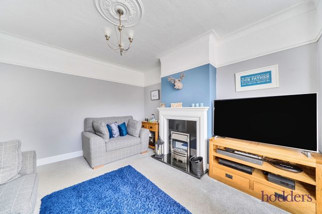 183, Eastworth Road, Chertsey photo 4