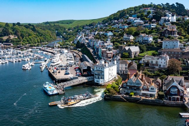 Town house for sale in The Square, Kingswear, Dartmouth