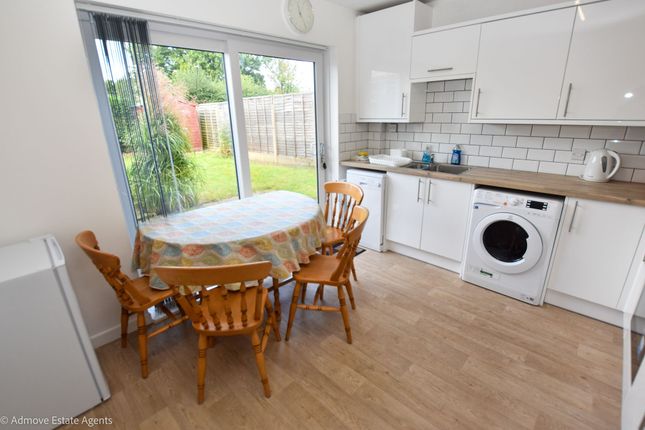 33 Sheldrake Road, Altrincham photo 4