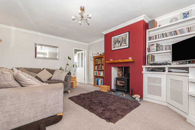 4, Moor Way, Bury photo 4