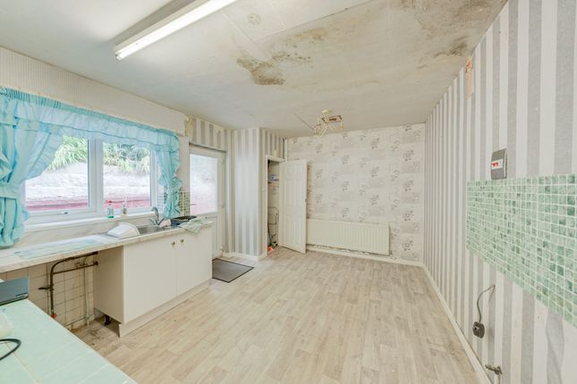 3 Doddswood Drive, Congleton photo 4