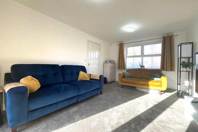 4, Coral Crescent, Warsop, Mansfield photo 3