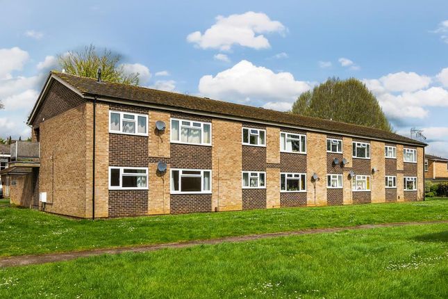 Flat for sale in Moorland Road, Witney