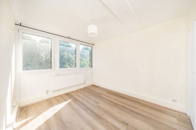 18, Fontley Way, London photo 4