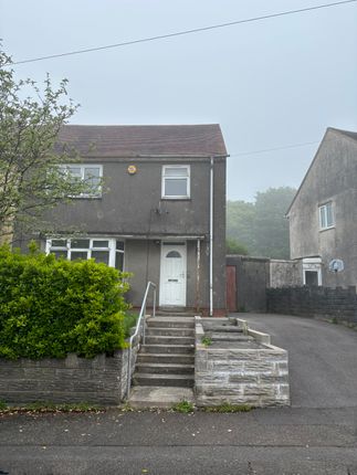 Thumbnail Semi-detached house to rent in Clwyd Road, Swansea