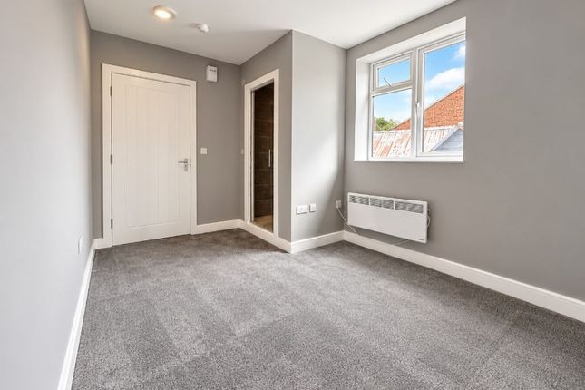 Room 4, 45-47, Forton Road, Gosport photo 3