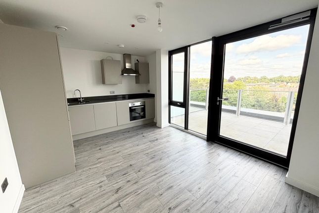 Flat 105, Milton Keynes photo 3
