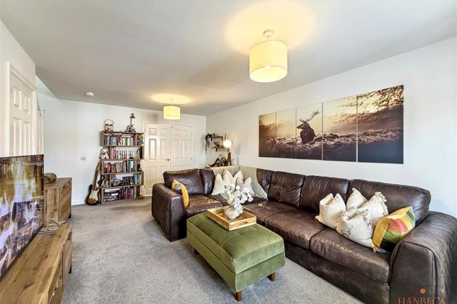 17, Lumley Avenue, Hull photo 3