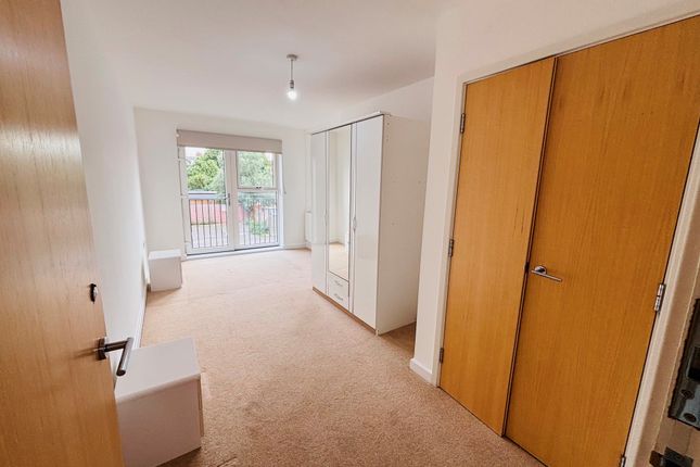 24 Coral Court, Telford Road, LONDON photo 3