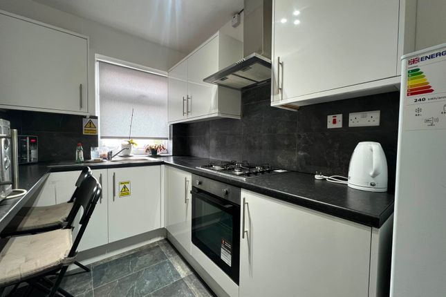 87, Station Road, North Harrow photo 3