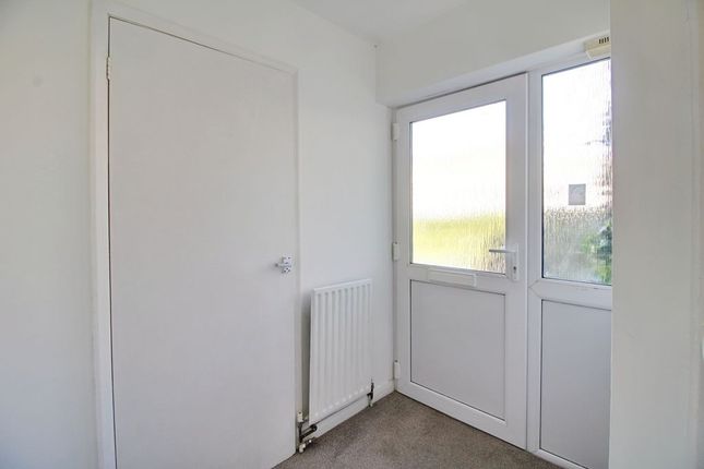 27, Honeydon Avenue, St. Neots photo 2