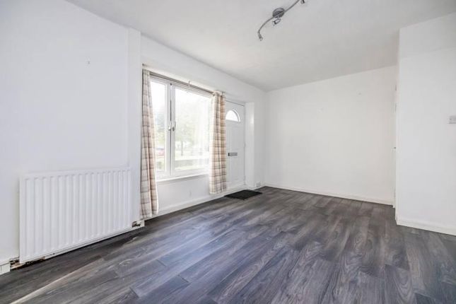 2 Bed Double-Storey Flat with Garden, Fernhill Road, Aberdeen photo 4