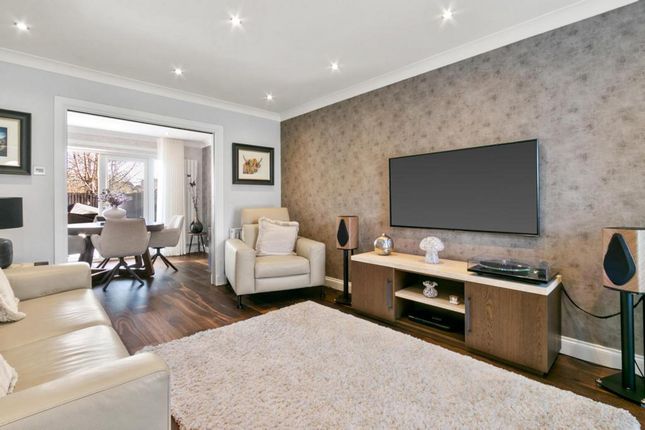 80, St. Marys Crescent, Glasgow photo 3