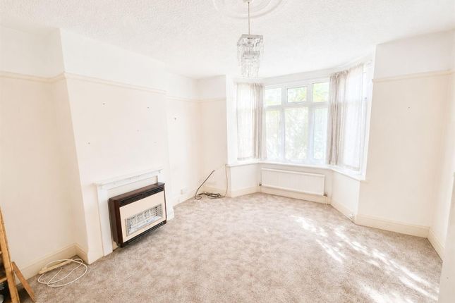 60, Oval Gardens, Gosport photo 2